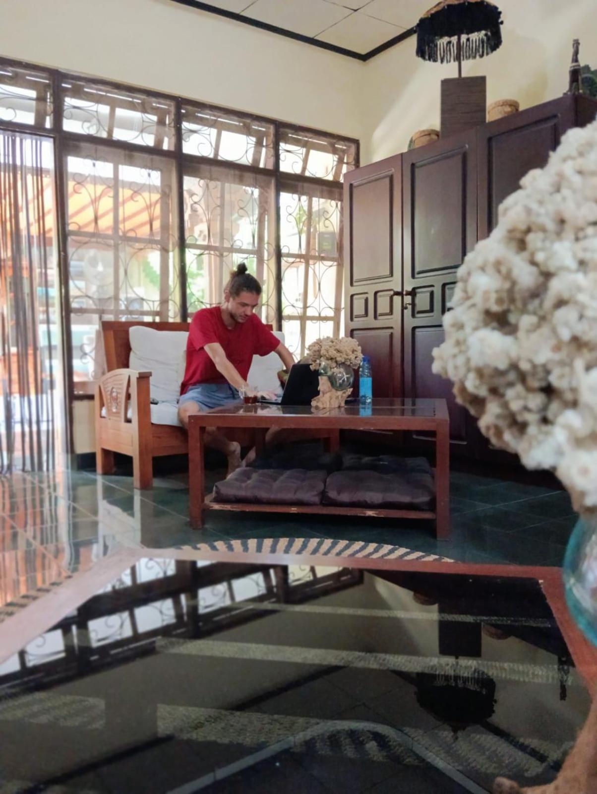 Coliving Bali Sweet Home Kost Lengkap Di Tabanan Kota 外观 照片