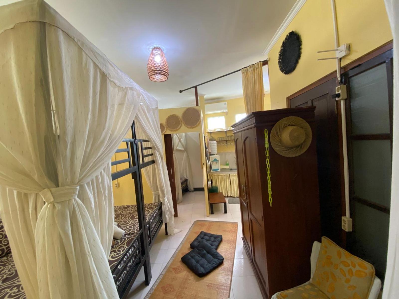 Coliving Bali Sweet Home Kost Lengkap Di Tabanan Kota 客房 照片