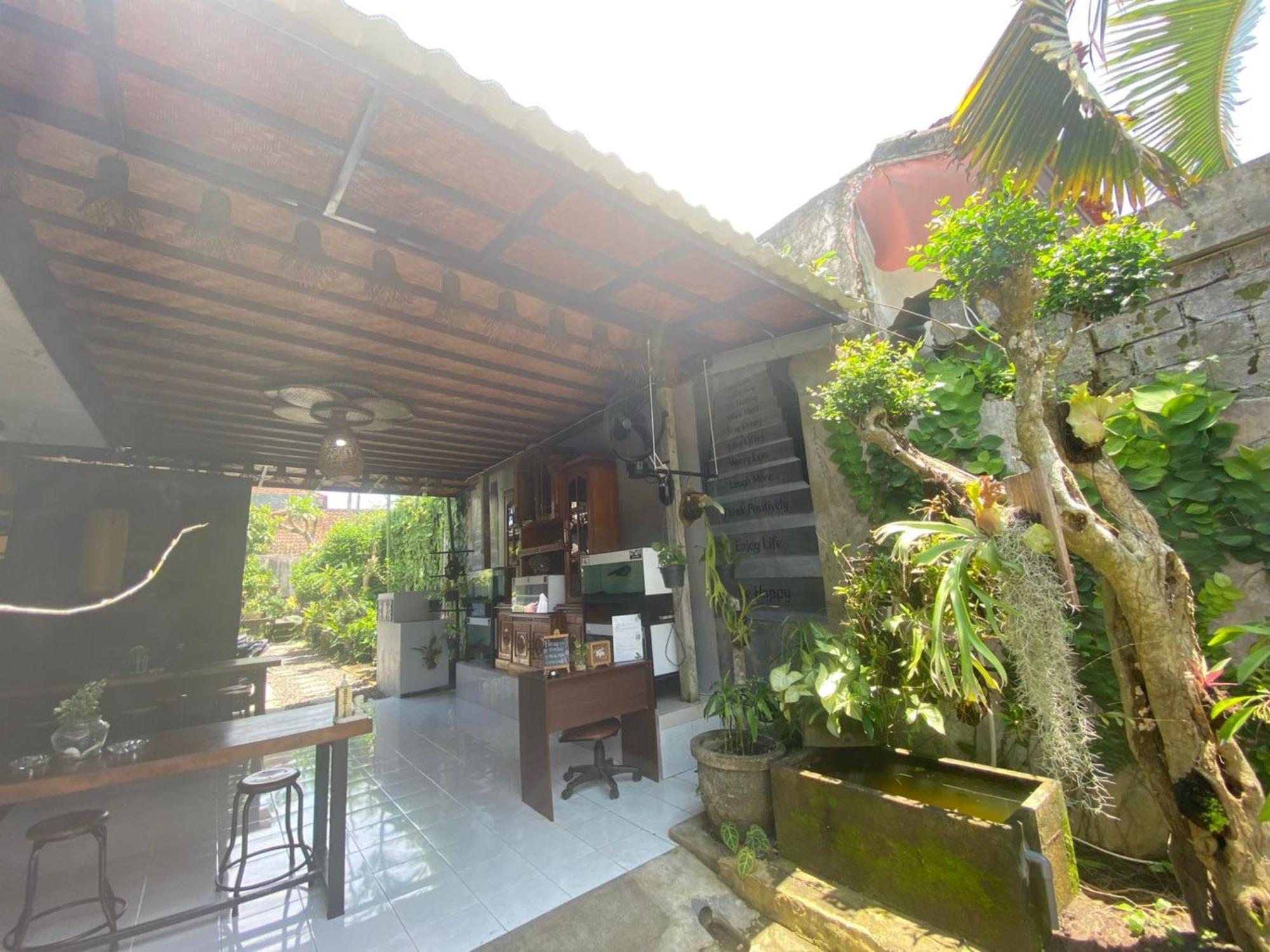 Coliving Bali Sweet Home Kost Lengkap Di Tabanan Kota 外观 照片