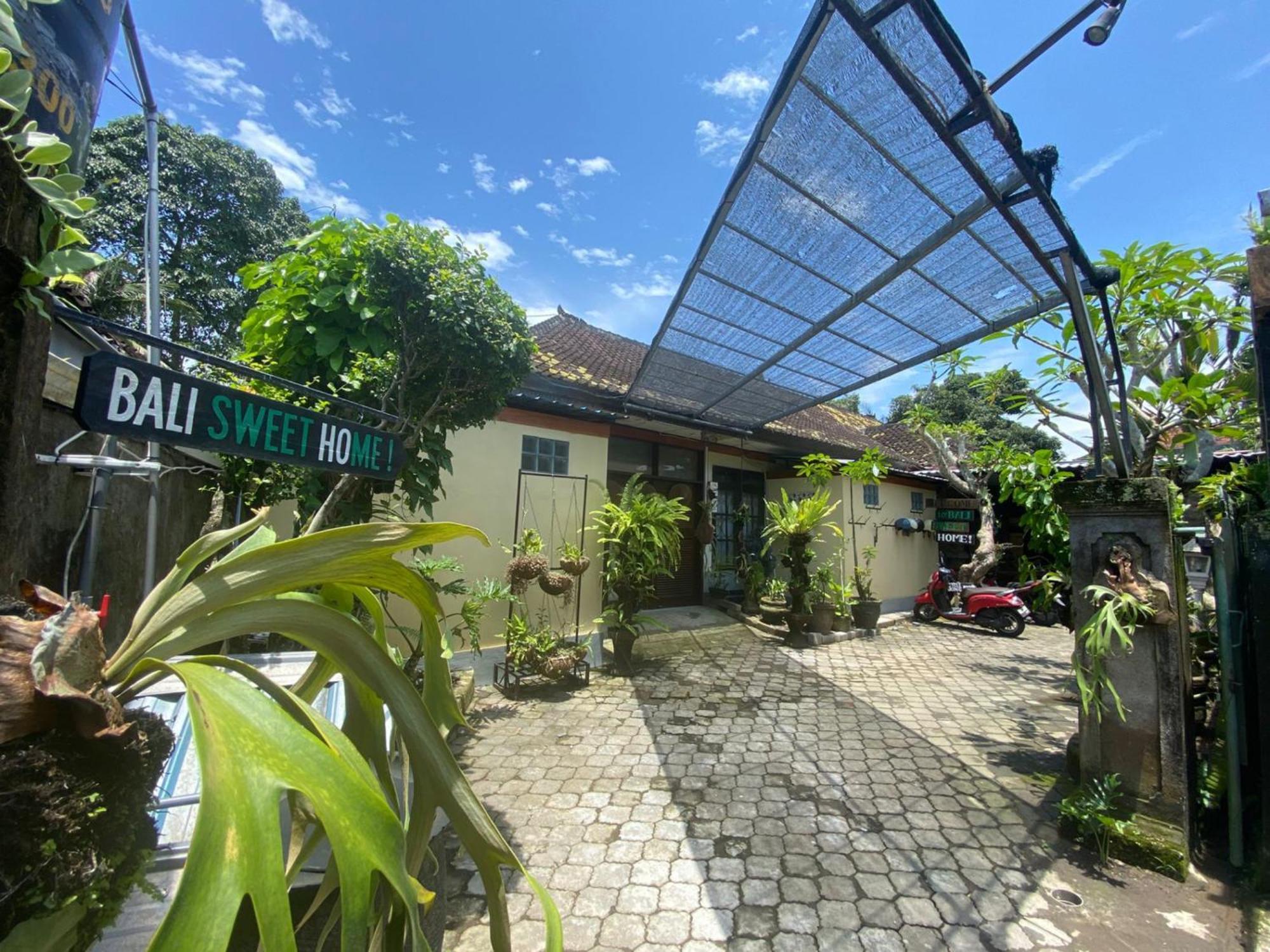 Coliving Bali Sweet Home Kost Lengkap Di Tabanan Kota 外观 照片